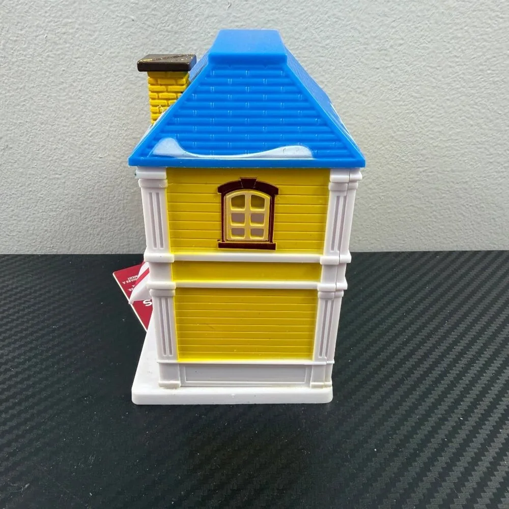Cobblestone Corners Café Miniature Lighted Building Battery Operated Village